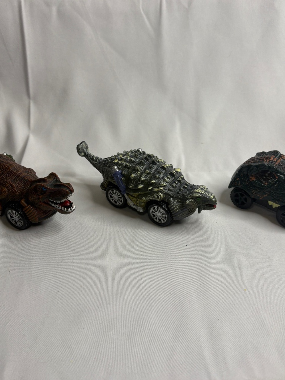 DinoBros Dino Monster Head Eyes Light Up&2 Full Body T-rex/Ankylosaur Pull Back